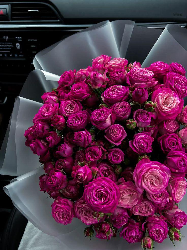 Meadow Plume Bay workshop space where corporate flower arrangements are designed and prepared for business delivery